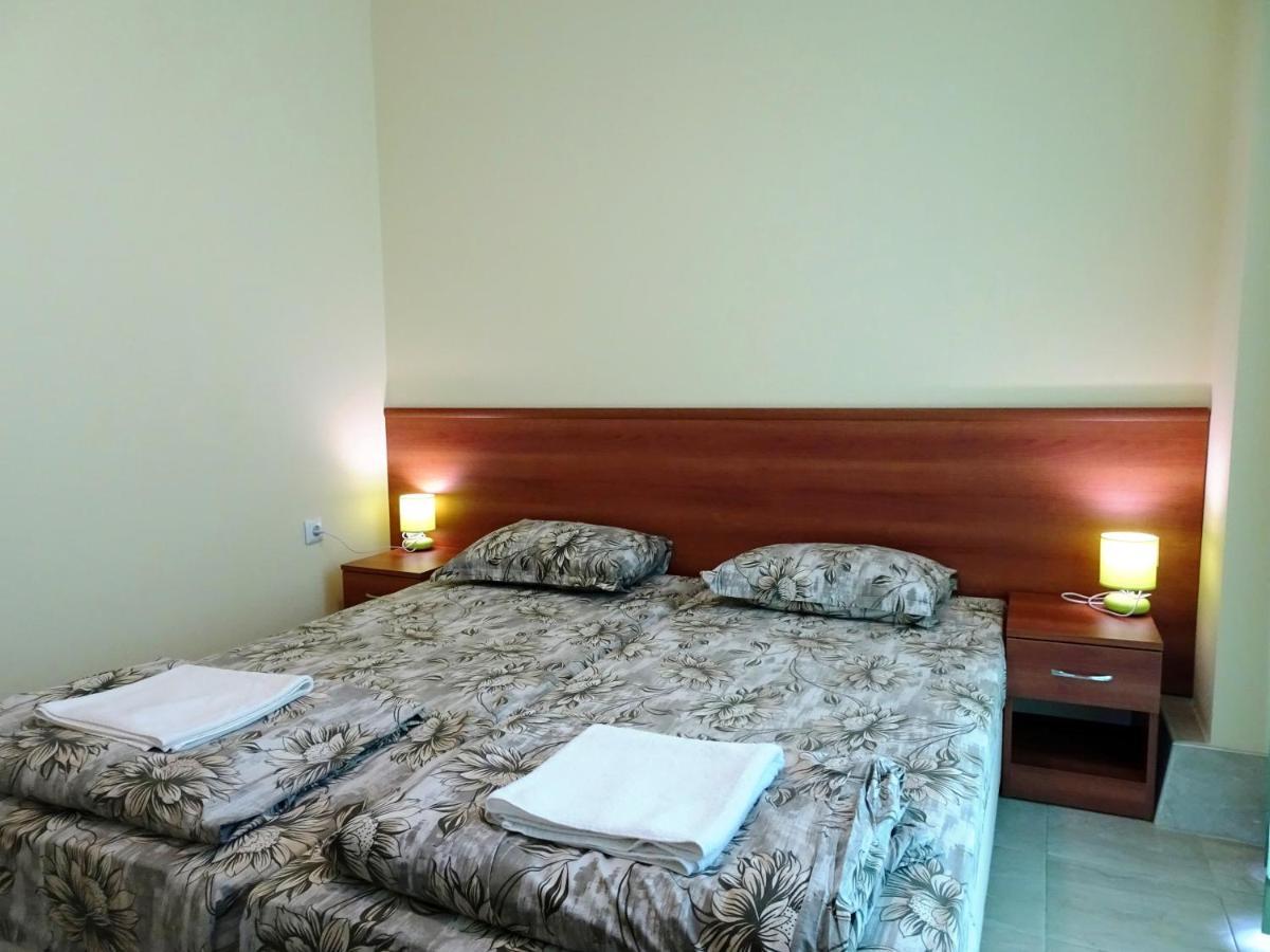 Hotel Niko クラネヴォ エクステリア 写真